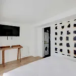 Lejlighed Parisian Duplex 1br-6p - In The Heart Of The Marais Paris